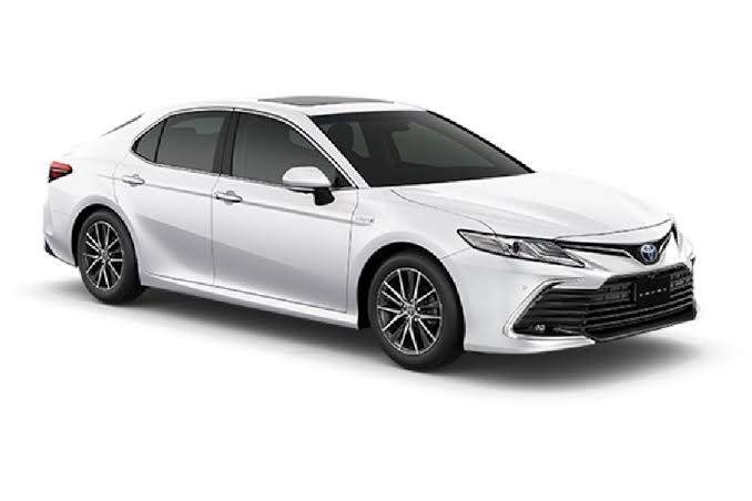 Sedan, picture 2 of 2